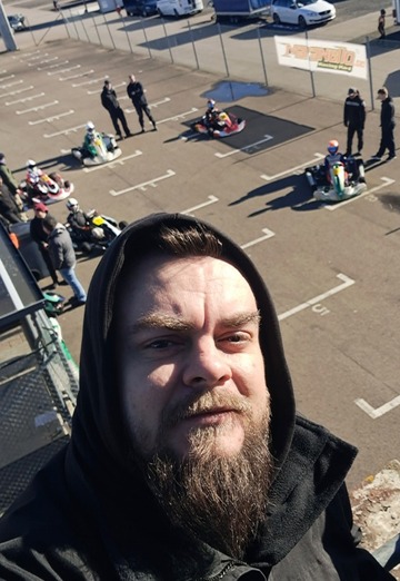 La mia foto - Aleks, 33 di Malmö (@aleks139276)