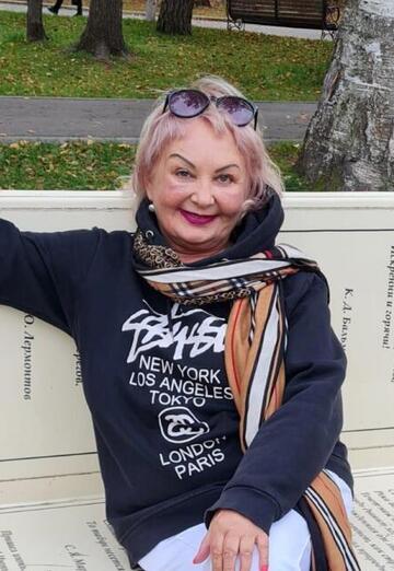 Larisa (@larisa5253) — my photo № 1