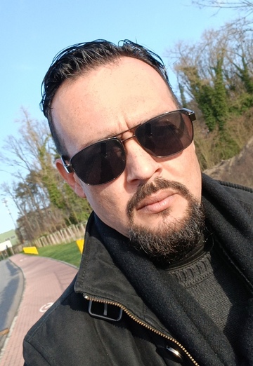 Henry (@henry2423) — my photo № 1
