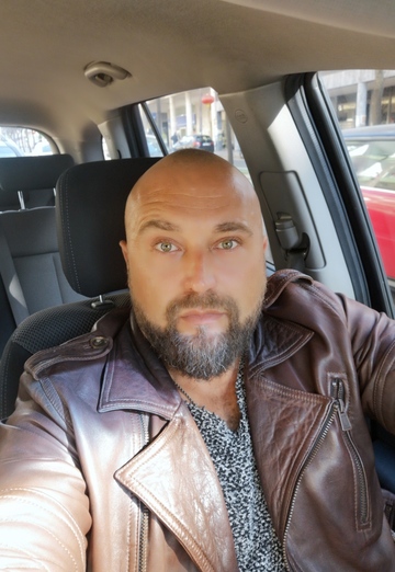 Victor (@victor6032) — my photo № 1