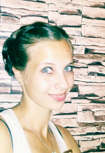 La mia foto - Olesya, 36 di Bodajbo (@olesya28390)