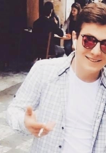 dato (@dato3192) — my photo № 2