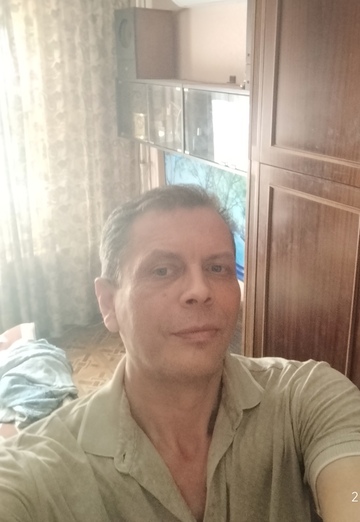 Viktor (@viktor158166) — my photo № 1